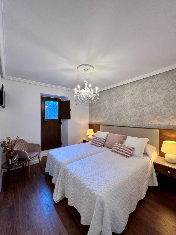 Hotel Dos Penas Mier