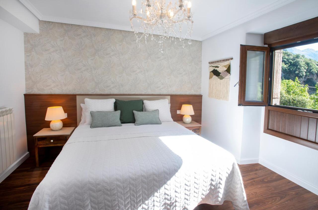 Dos Penas Hotel 2*